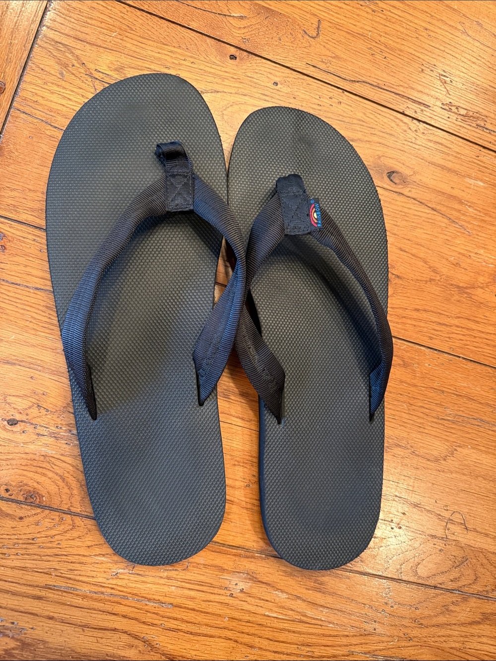 Men's Black Rainbow Flip Flop Classic Rubber XXXL (13.5-15)